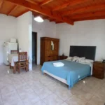 Prop.206-1. Las Palmeras-2 Pers.Monoambiente sector dorm