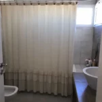 Prop. 241-Dptos del Parque- baño1
