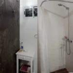 Prop.347-Casa-nueva-200m-del-mar-Bano
