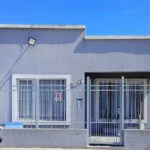 Prop-525. casa amplia- Frente