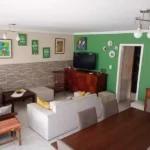 Prop-525. casa amplia- Living comedor