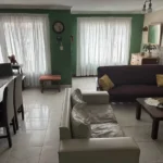 Prop-525. casa amplia- living