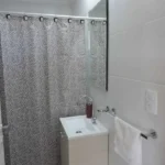 Prop.374 Aparts del Lago Pet-Baño 3