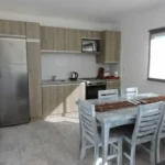 Prop.374 Aparts del Lago Pet-Comedor