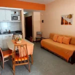 Prop.534-Monoambiente frente al mar -Living comedor